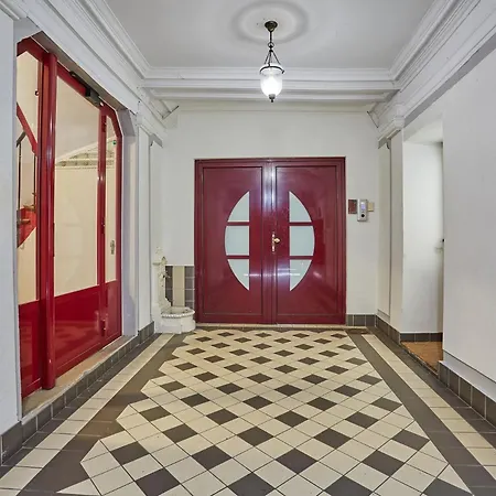 Apartment In The Center Of By Studioprestige *